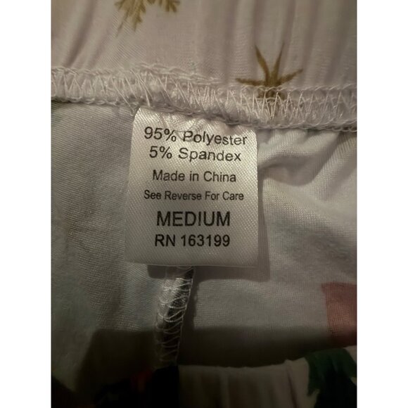✅3/$20 sale-Nutcracker Christmas Lounge Shorts / pajamas - Women / Junior Med - Picture 3 of 4